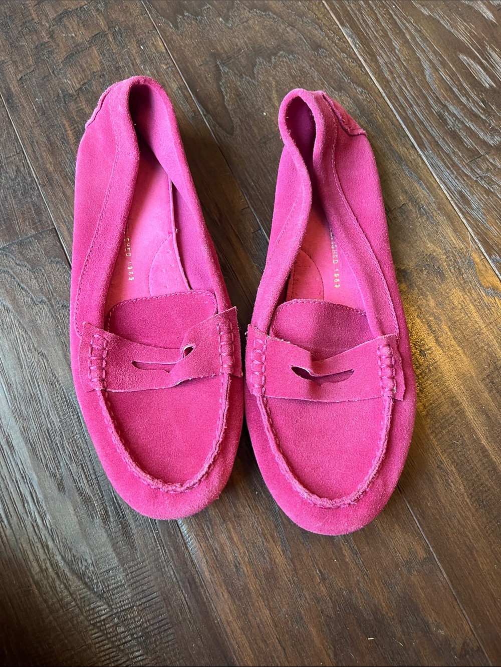 GAP magenta/pink loafers